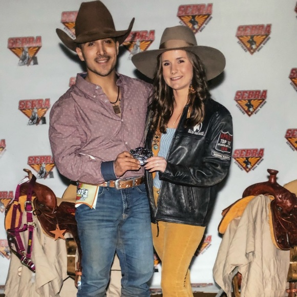 Meet your Posher, Julia - Picture 1 of 1